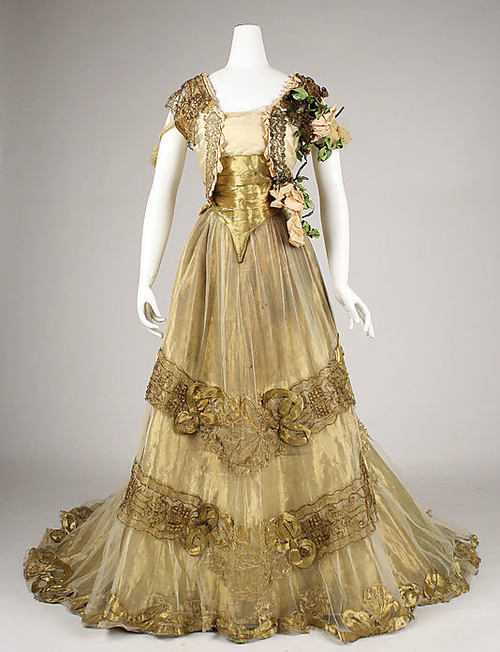 Ball gown, Driscoll, 1900