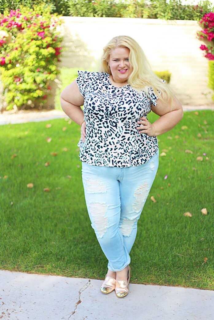 plus size fashion — http://boardroomblonde.com/