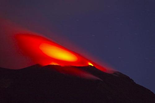 STROMBOLI VOLCANO: Bringing you constant eruptions for nearly 2000 years!This photo shows yet anothe