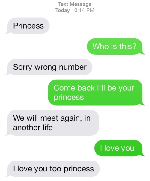 19 Wrong Number Texts That Are Part Hilarious Part Cringe