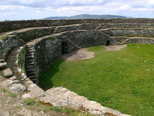 archaicwonder:Grianan of Aileach, IrelandThe Grianan of Aileach is an Iron Age stone fortressin Inis