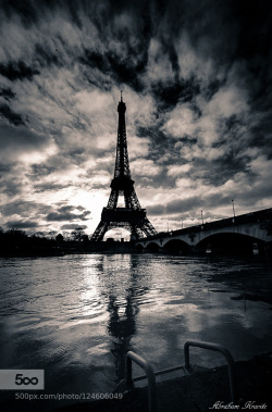 morethanphotography:  A Day In Paris by Abraham-Kravitz 