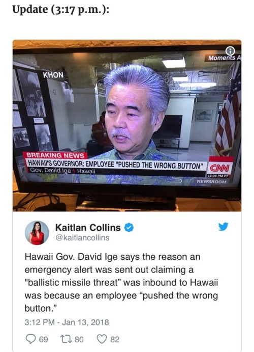 transpondster:Hawaii, 2018[via Deadspin]