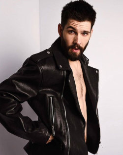 ofthanatcs:  Casey Deidrick   — Vulkan