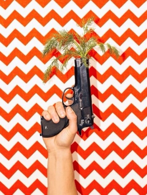 aestheticgoddess:  Jonathan Schoonover