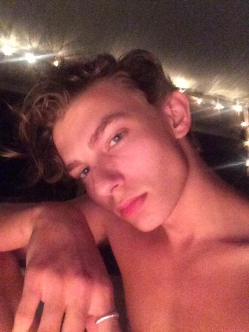 vogvechild:  straightexposednudes:  I know his Twitter  What is it? I used to follow