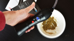 vaporizerfreak:  Getting ready to hit my