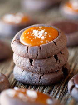 Nom-Food:  Salted Caramel And Chocolate Thumbprint Cookies