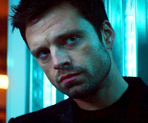 unearthlydust: Bucky Barnes + the jaw clench 
