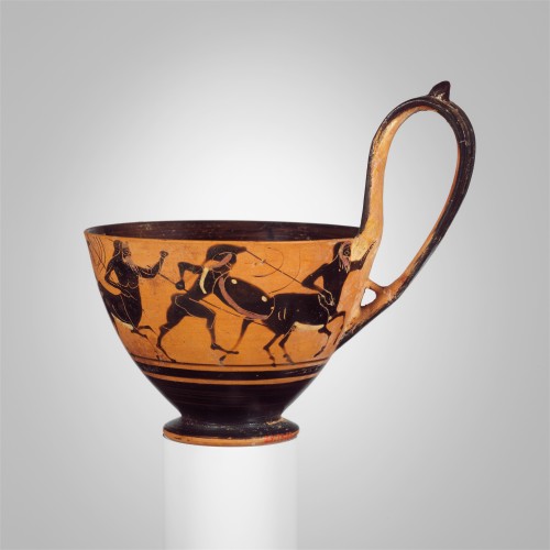 The battle of the Lapiths and Centaurs (Centauromachy). Attic black-figure terracotta kyathos (cup-s