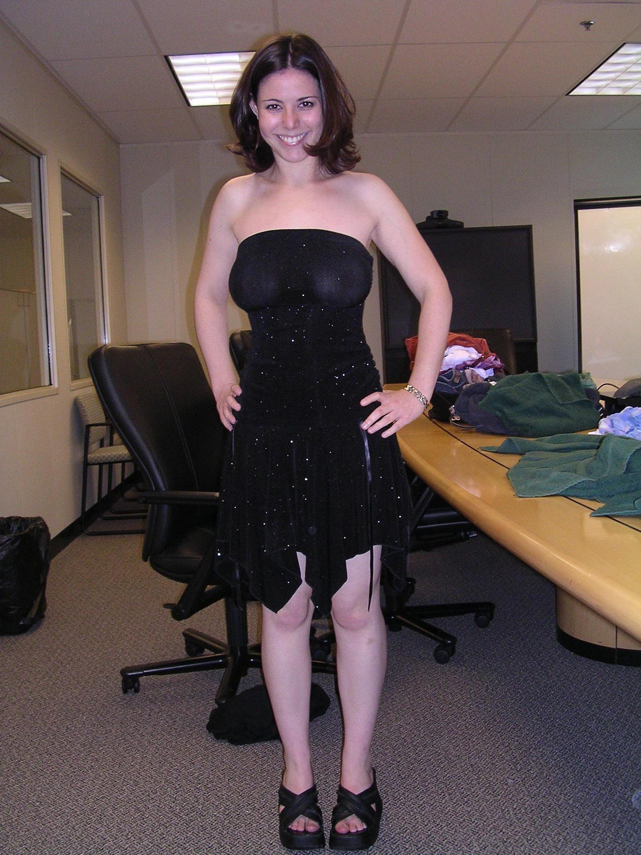 real-everyday-women:  Submission: “Rebecca”LADIES!! Please submit your personal,