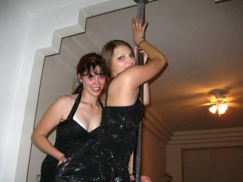 getmoneydollaz:  notmine666:  Abby Gosling from Chicago, USA  Getmoneydollaz