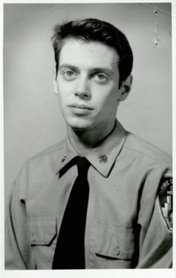 historicaltimes:  Steve Buscemi, FDNY 1976 via reddit