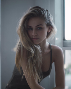 ciastkodnia:  Scarlett Rose Leithold