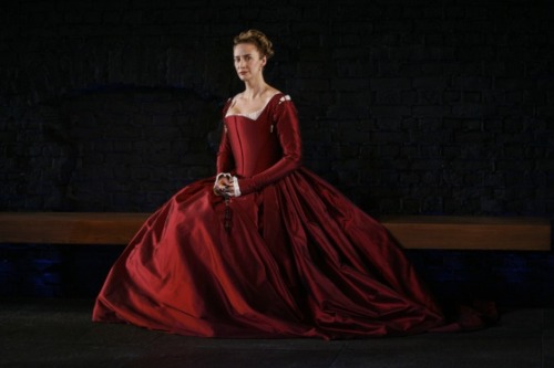 nattie-k:Schiller, Mary StuartJanet McTeer as Queen of Scots and  Harriet Walter as E