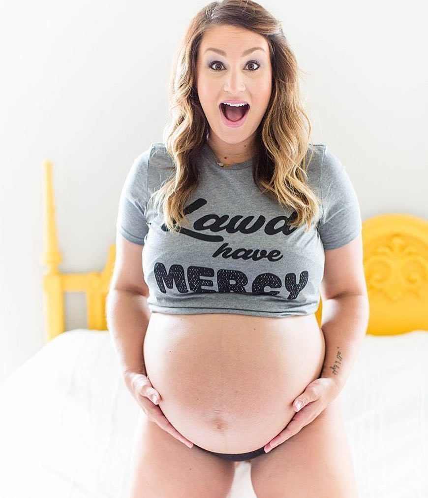luvthosepreggos: lovprego:  Wow!      (via TumbleOn)