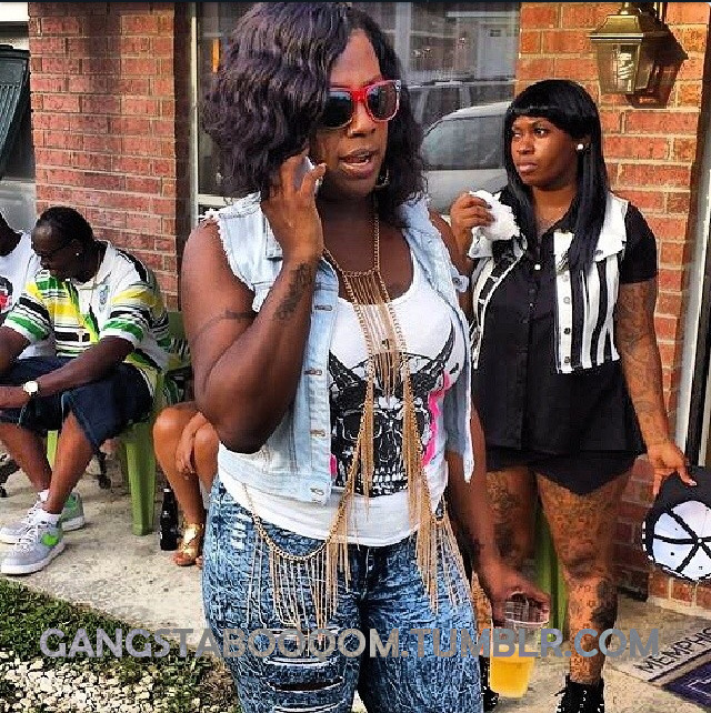 gangstabooqom:  Gangsta Boo &amp; La Chat on set of the Buss It - video shoot