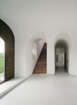 cjwho:  Abbey of Our Lady of Nový Dvůr by John Pawson The Abbey of Our Lady of Nový Dvůr occupies an estate of 100 hectares of farmland and forest, in a remote part of Bohemia. At the time of acquisition, the site included a dilapidated baroque manor