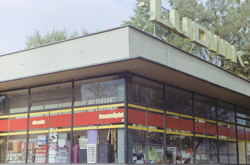 Zapraszam do śledzenia mojego kolejnego bloga z fotografią analogową. Fotografujemy peerelowski