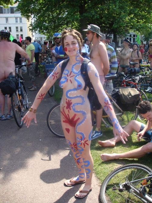 Get your body paint ready #BikeNYC #Naturists! #SkinRide nakedcyclist: racusophy: Today is Bicycle D