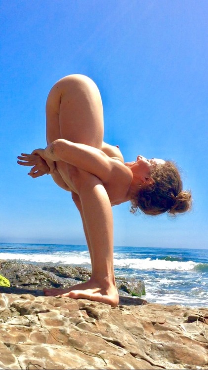 lizcrosbyyoga: We are one, no separation, embodying it so that all may feel the truth of our oneness