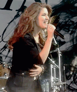 unchainedescape:  charlotte wessels + live festivals 