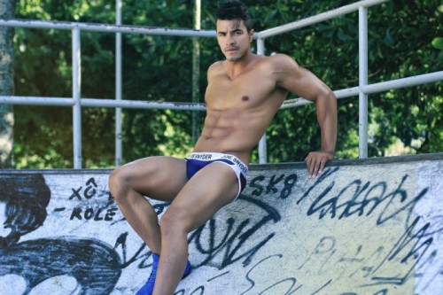   Joe Snyder: ActiveWear 2014 Collection. Jorge Villaveces & Adrian Barreto - part 1