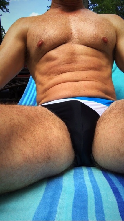 daddy-street-journal-2: adamforadam212:Worked on my tanlines today. The Banana Boat oil got the best