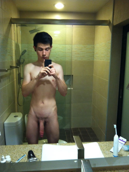 insearchofaboi:  self pic Saturday