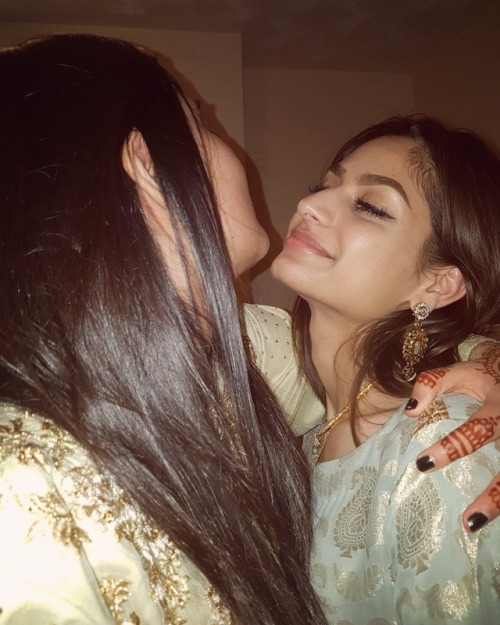 tangerinedream:we’re just two brown girls deeply in love forever