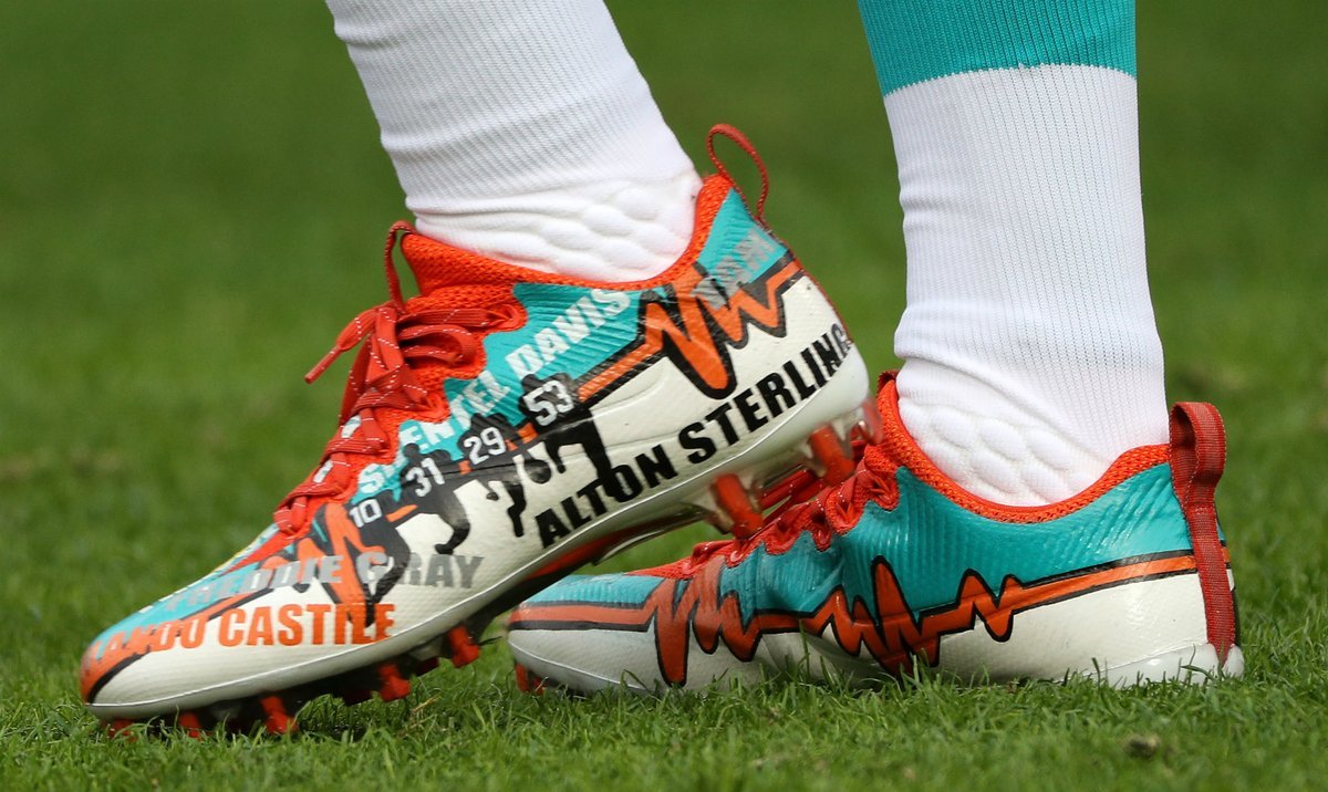 destinyrush: NFL players take a stand against racism and police brutality with custom