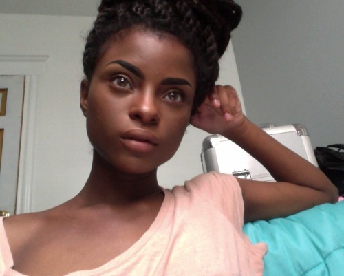 fuckyeahdarkgirls:  Follow us on Instagram: http://instagram.com/darkskinfemales fuckyeahdarkgirls!
