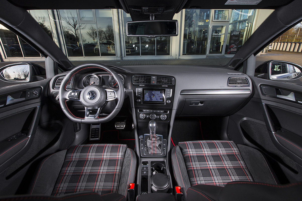 motoringexposure:  ABT Sportsline Volkswagen GTI Dark Edition