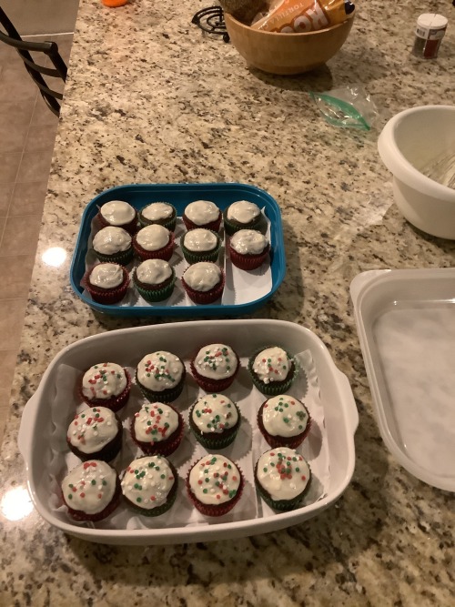 Im Very Proud Of My Cupcakes An Homemade Frosting, Tell Me If Theyre As Pretty As I Think They Are!