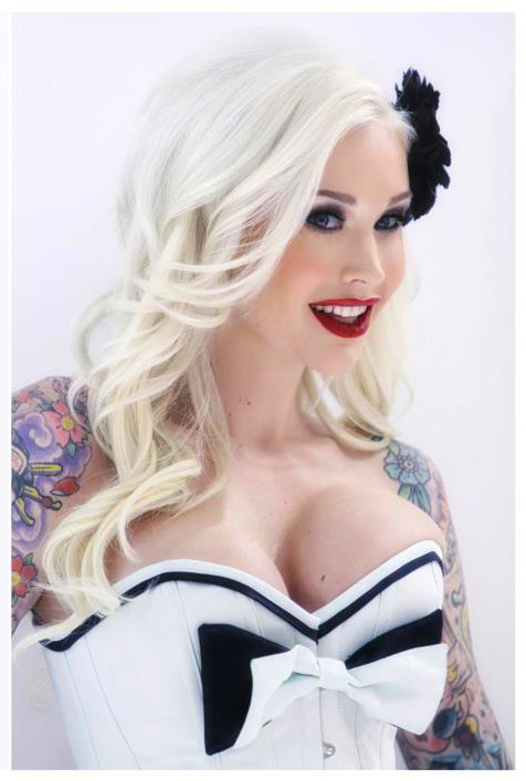 An older never before seen photo of Sabina Kelley in 2011 wearing our Pinup I corset. Working on new