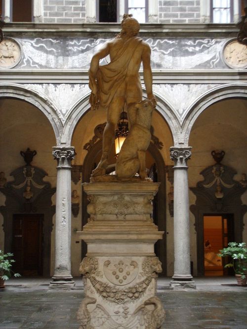 Cortile, Palazzo Medici Riccardi, Via Camillo Cavour 3, Firenze, Michelozzo di Bartolomeo, 1460