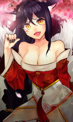 league-of-legends-sexy-girls:  Ahri 