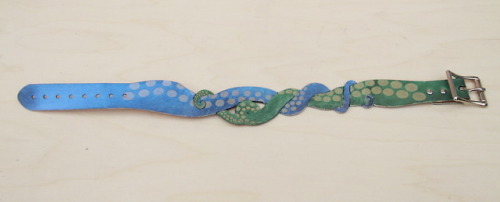 Glow-in-the-dark Tentacle Collar! This Project Has Been Sitting On My Back Burner For Way Too Long, Its