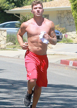 thisyearsboy:  Ryan Phillippe in Beverly Hills - August 29th 2015 