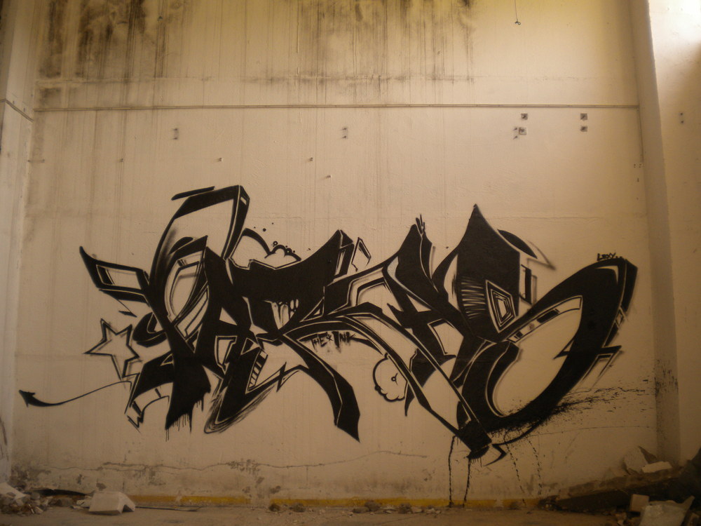 funk-stars:  PARAShttp://funk-stars.tumblr.com/https://www.facebook.com/Grafffunk