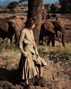 @glamourmag followed me and my family as we traveled to save the elephants in Samburu  @savetheelephants - http://ift.tt/Mp4z2E Kenya to help protect Africa’s elephants. See all the photos and video on glamour.com (link in bio) by doutzen