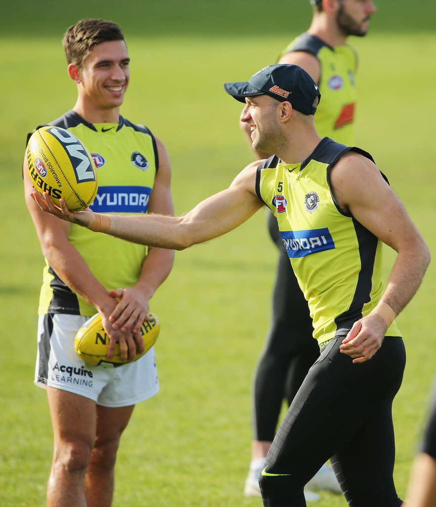 giantsorcowboys:  Wednesdays in Tights! Chris Judd And The Blues Are True Believers