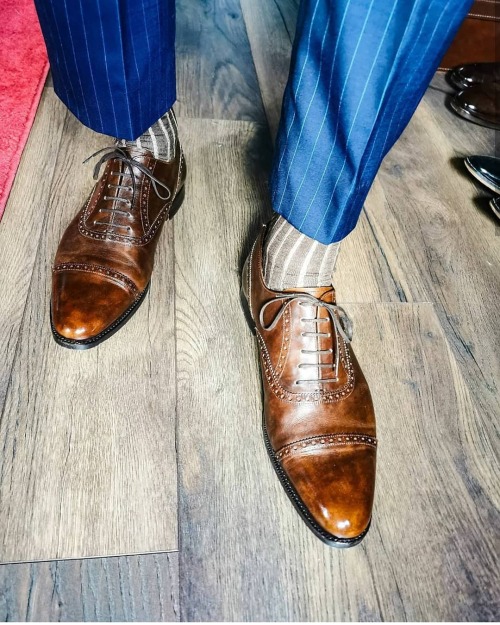 Our friend @whitty_1969 rocking his Redmonds in the Copper Museum Calf which are currently at the lo