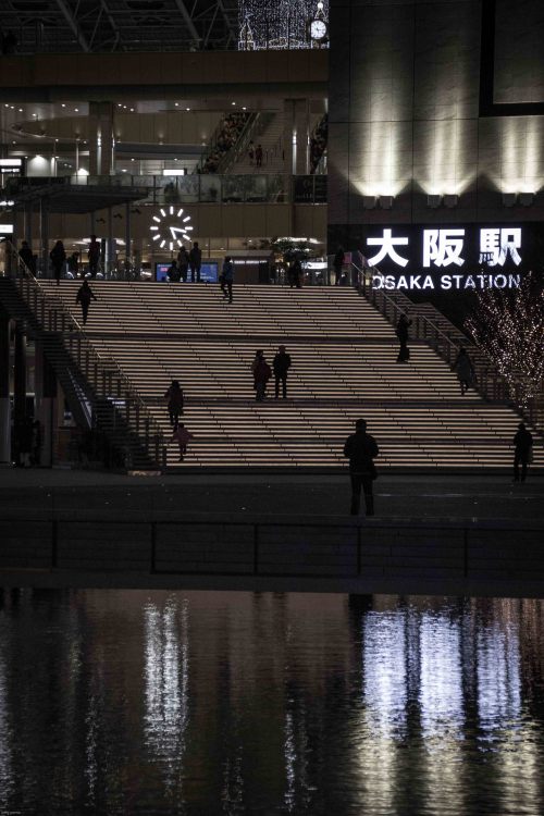 fuckyeahnativejapanese: 大阪駅