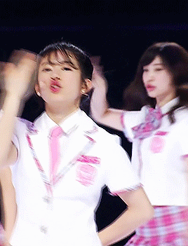 akb48love:  AKB48 members in Produce48′s 내꺼야
