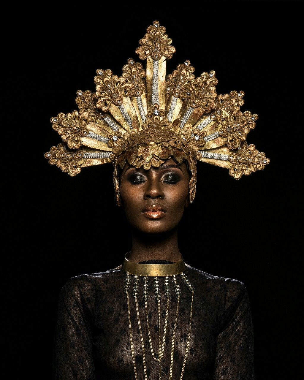 blackfashion:  Destiny Owusu Photographed by Oye Diran  Photographer: @Oye_Diran