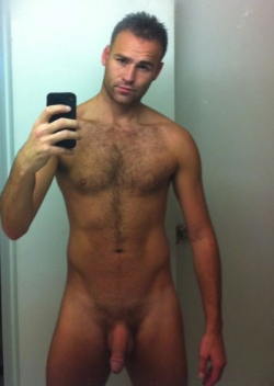 guytasmic:  Check out these hot blogs if