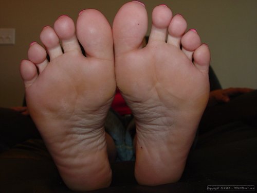 footmanne: man4allseasons: Anastasia Tasty soles