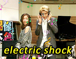  in which the china-line dances to kpop, and the only song kris doesn’t know is