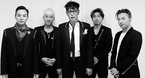 minostrash: Why did they put Seunghyun in the middle…